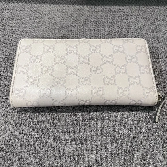 Authentic Gucci Guccissima Ivory Leather long zip around wallet - Picture 12 of 16
